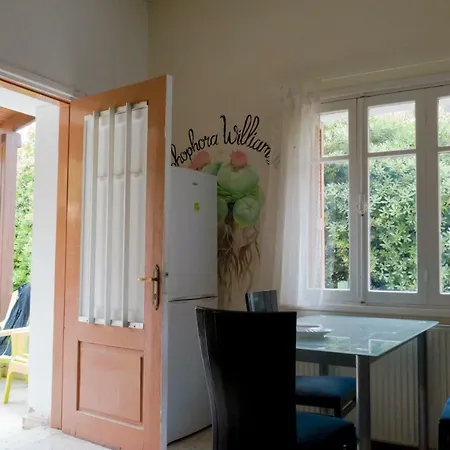 Garden House 旅馆 *