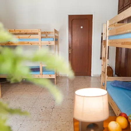 Garden House Hostel